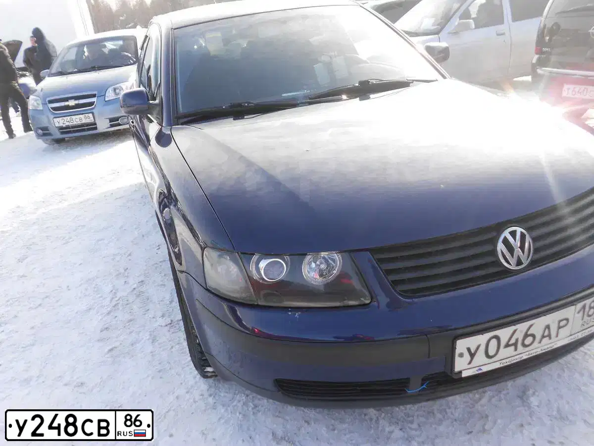 Фото автомобиля CHEVROLET AVEO, 2006 — госномер Х521РЕ86. Цвет: синий