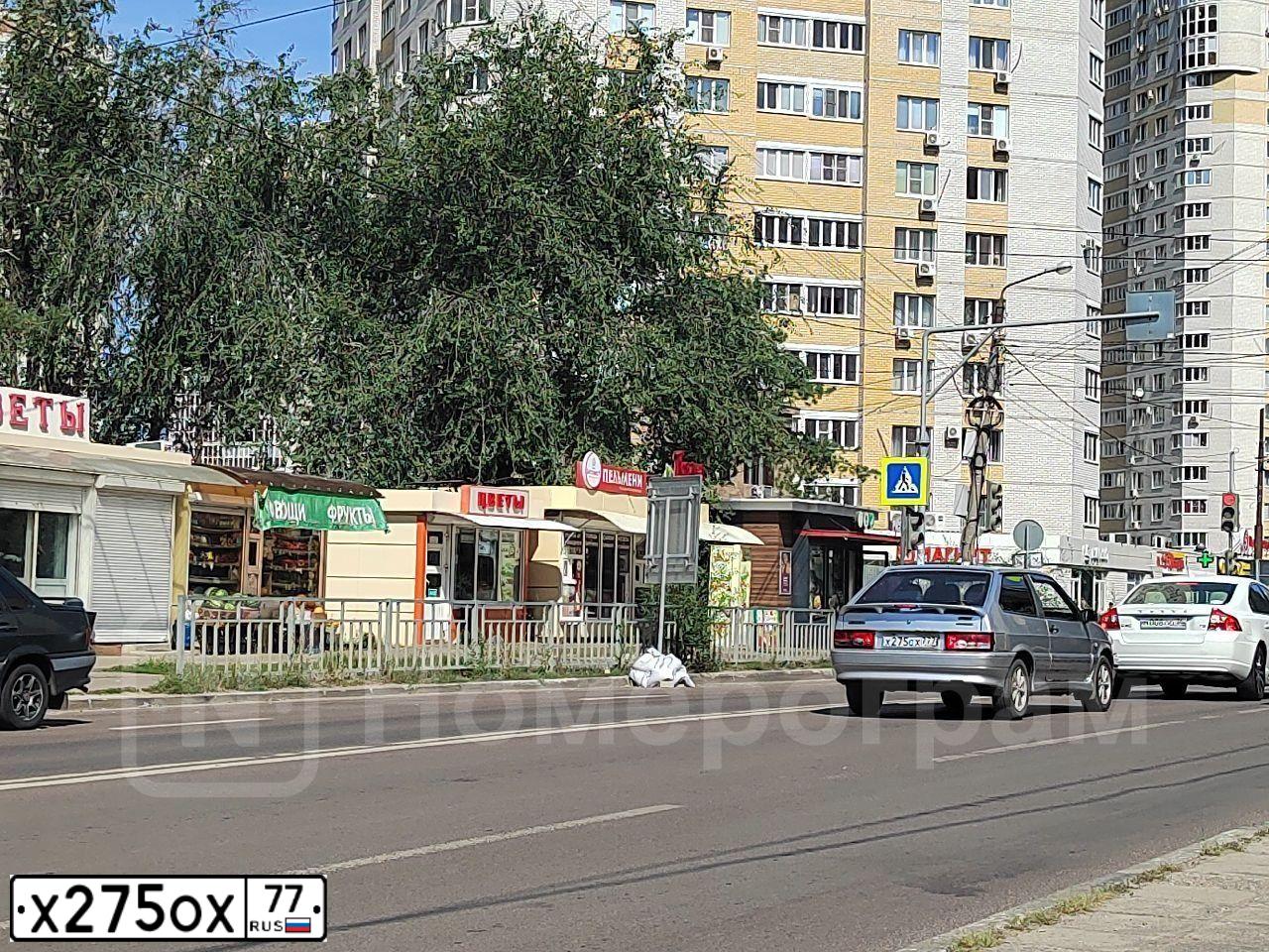 Фото автомобиля DAEWOO NEXIA, 1996 — госномер Х275ОХ77. Цвет: ЗЕЛЕНЫЙ