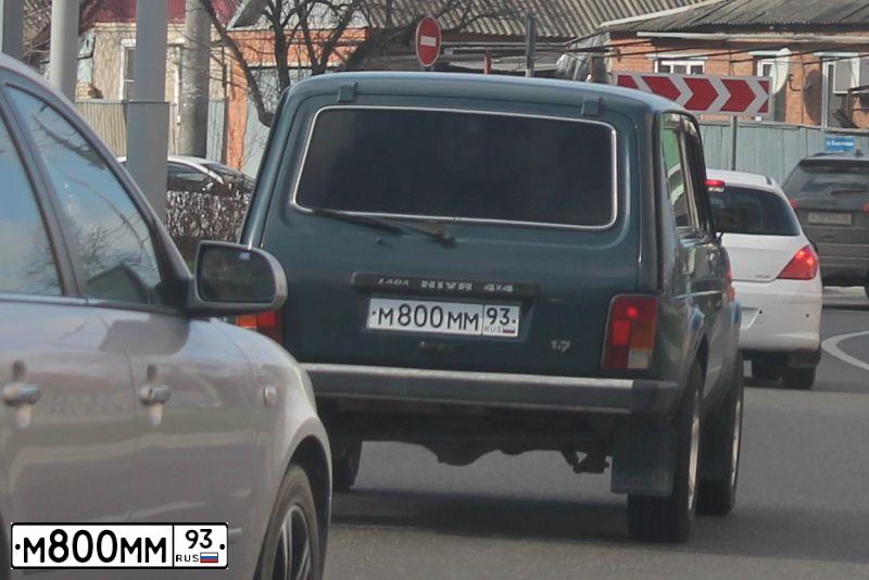 Фото автомобиля LADA 2121 NIVA, 2003 — госномер М800ММ93. Цвет: СИНЕ-ЗЕЛЕНЫЙ