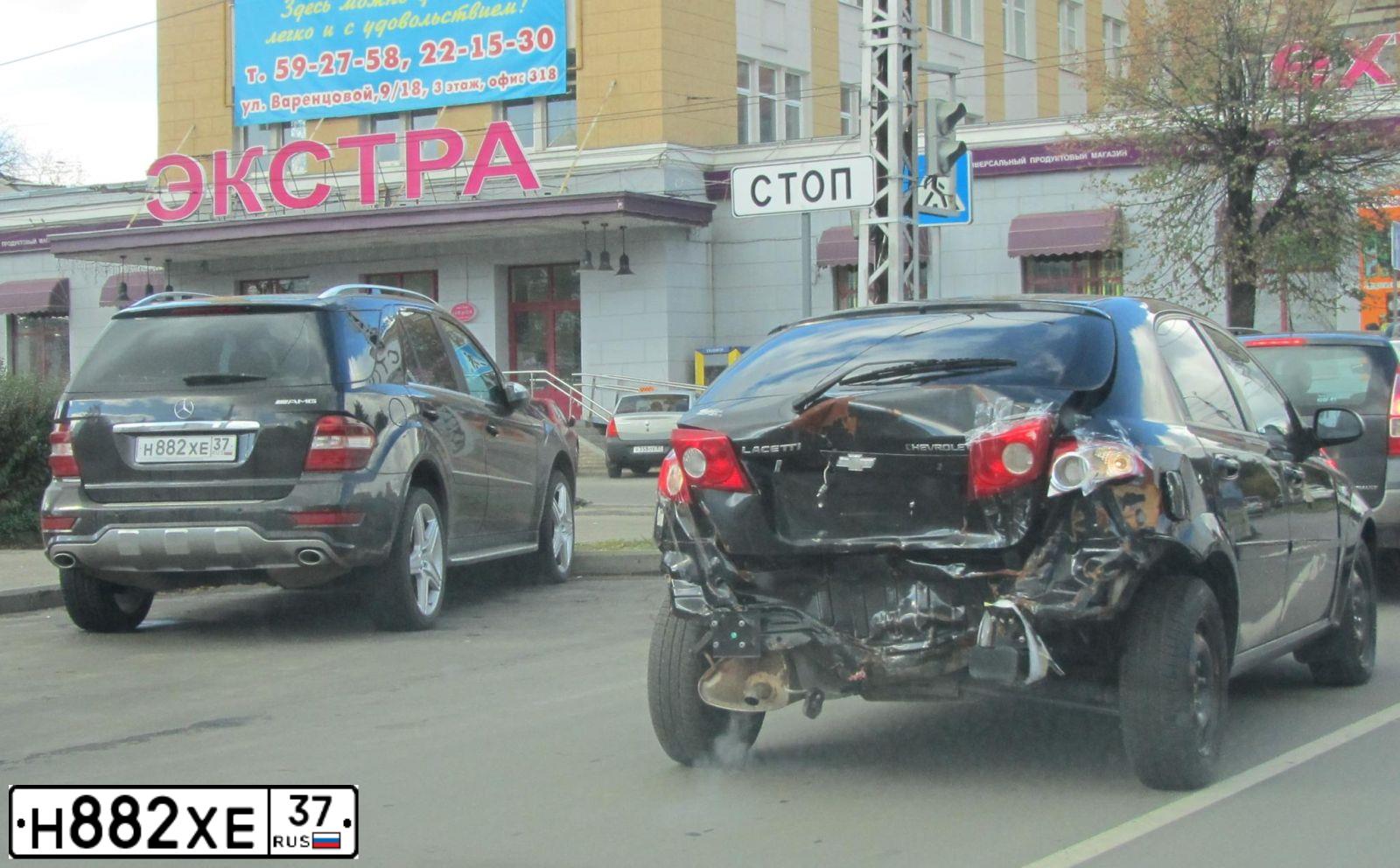 Фото автомобиля MERCEDES-BENZ ML/GLE, 2009 — госномер В926СЕ43. Цвет: ЧЕРНЫЙ