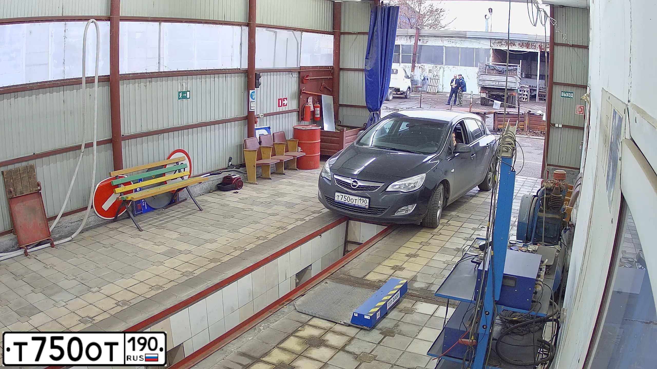 Фото автомобиля OPEL ASTRA, 2011 — госномер В927ВС193. Цвет: ЧЕРНЫЙ
