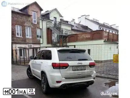 Фото автомобиля FORD FOCUS, 2010 — госномер М001НА23. Цвет: ЧЕРНЫЙ