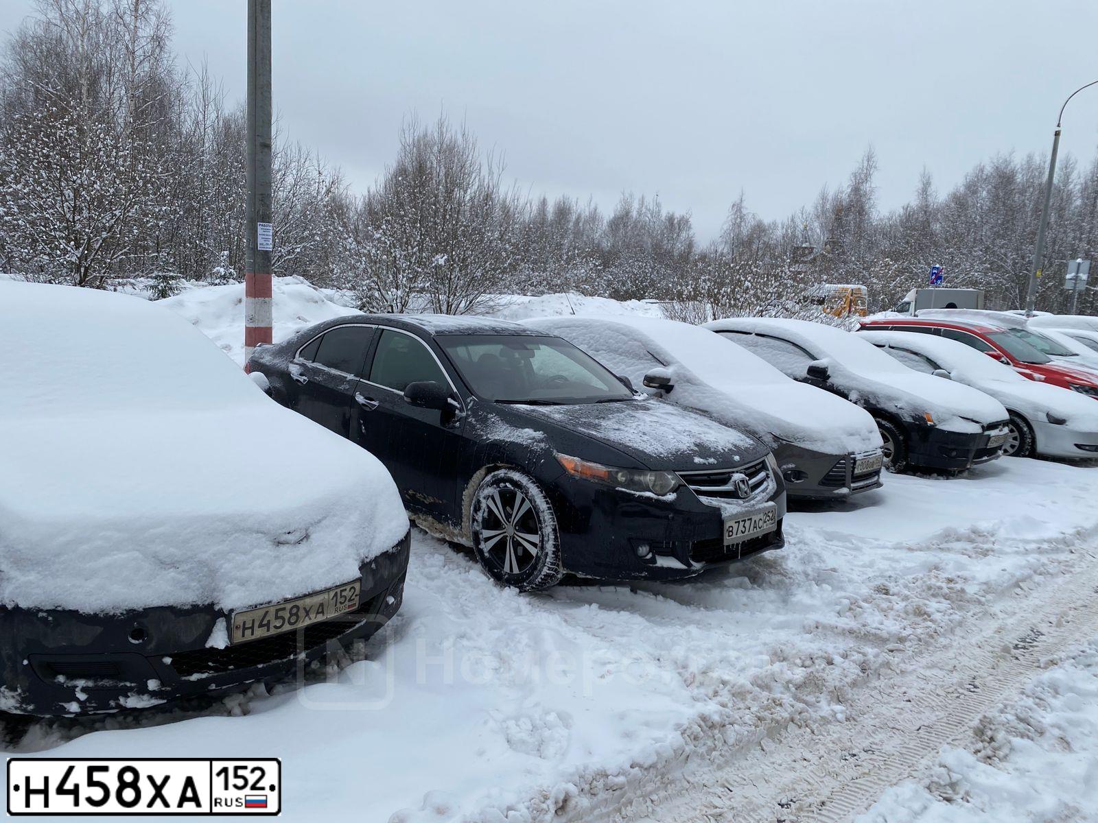 Фото автомобиля MAZDA 3, 2006 — госномер Н458ХА152. Цвет: ЧЕРНЫЙ