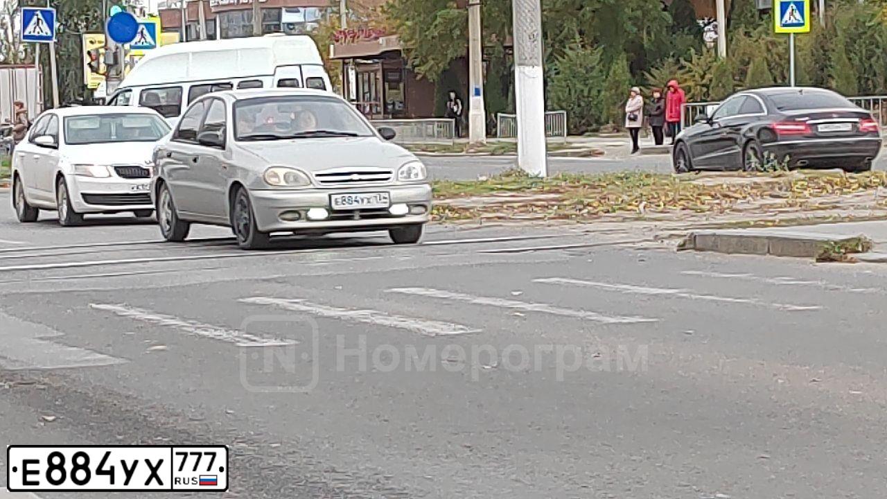 Фото автомобиля KIA RIO, 2017 — госномер Е730АС550. Цвет: ЧЕРНЫЙ