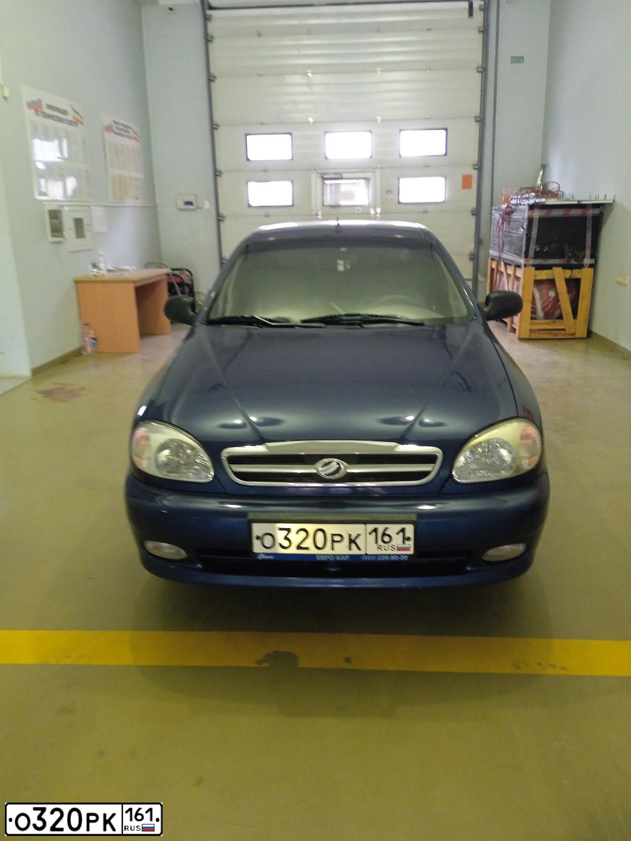 Фото автомобиля ZAZ CHANCE, 2010 — госномер О320РК161. Цвет: СИНИЙ