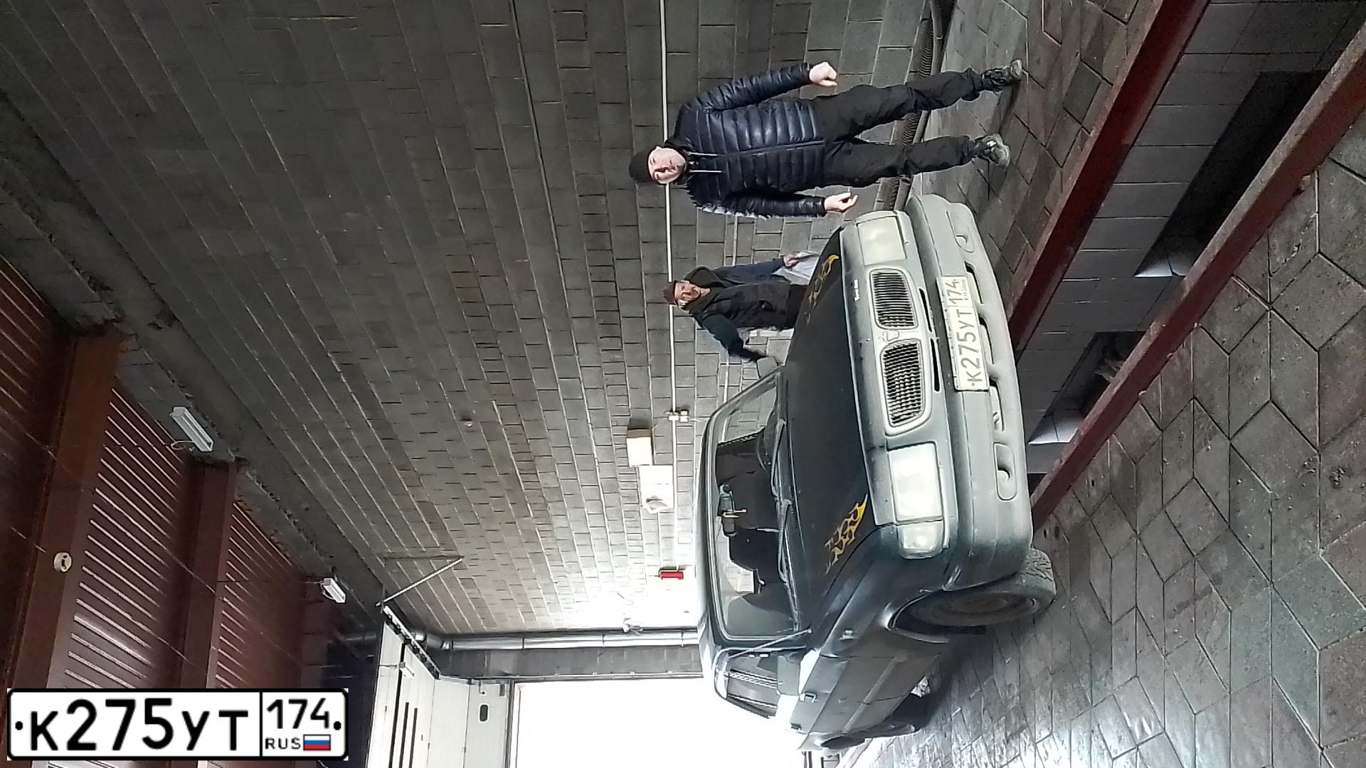 Фото автомобиля ГАЗ 3110, 2002 — госномер В036КН774. Цвет: сине-зеленый