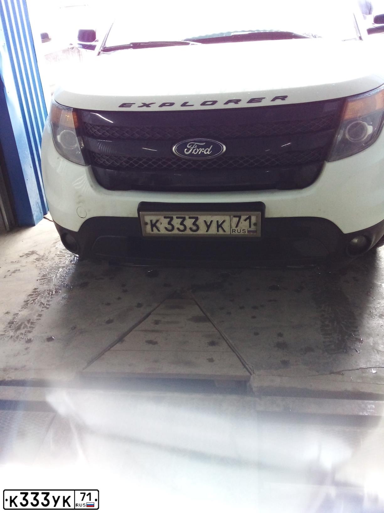 Фото автомобиля FORD EXPLORER, 2013 — госномер К333УК71. Цвет: Белый