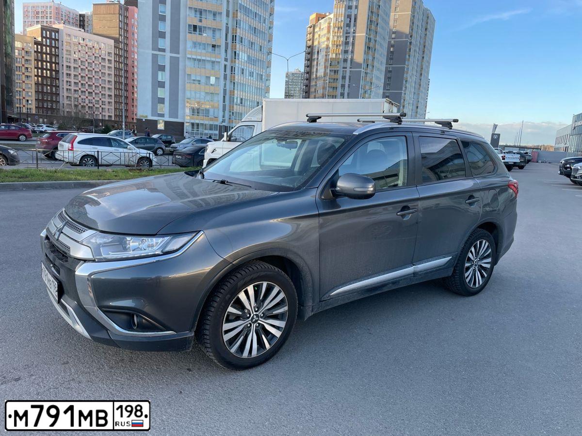 Фото автомобиля MITSUBISHI OUTLANDER, 2019 — госномер М791МВ198. Цвет: СЕРЫЙ