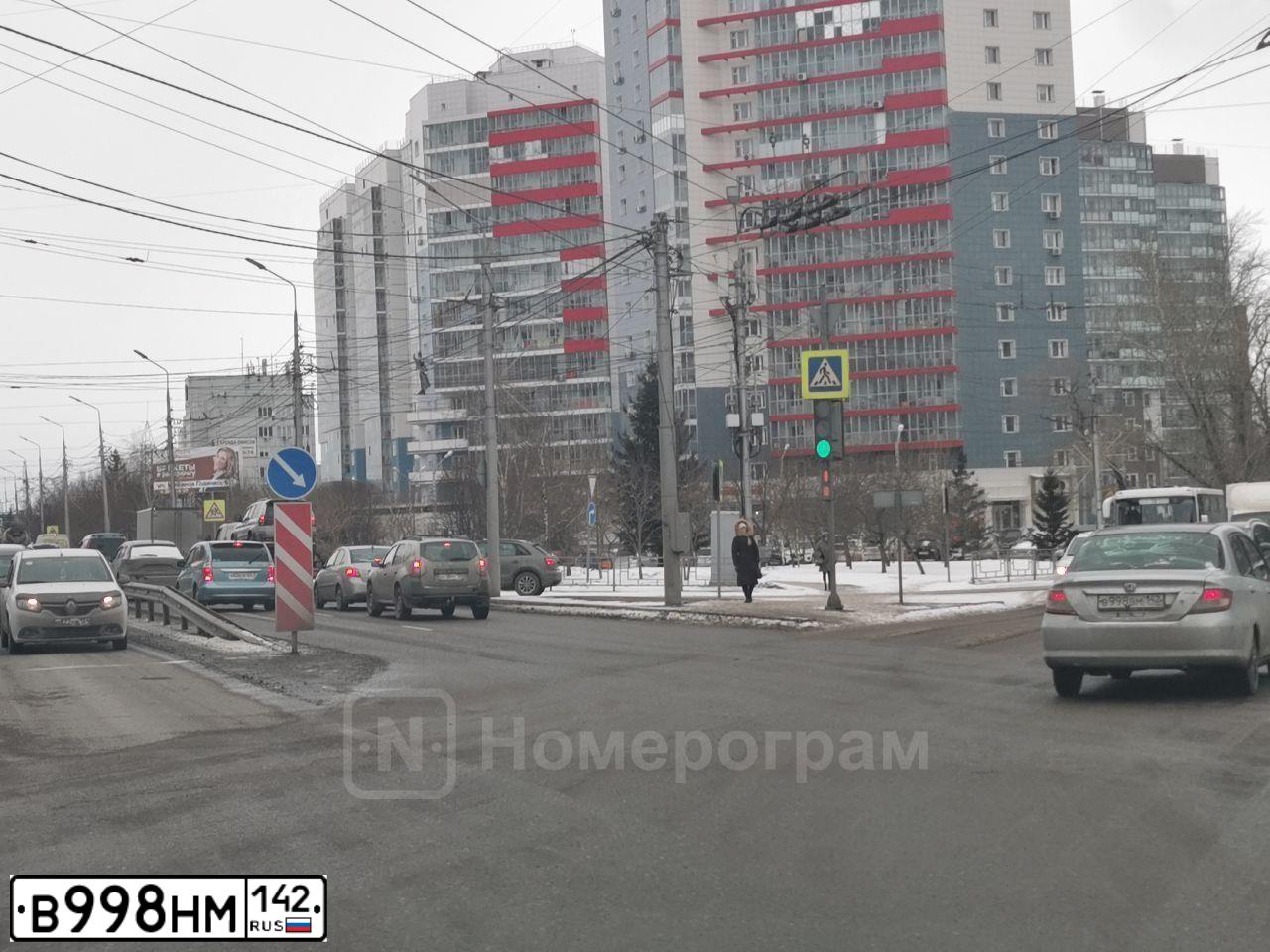 Фото автомобиля МИЦУБИСИ ASX 2.0, 2010 — госномер Н013РЕ142. Цвет: ЧЕРНЫЙ