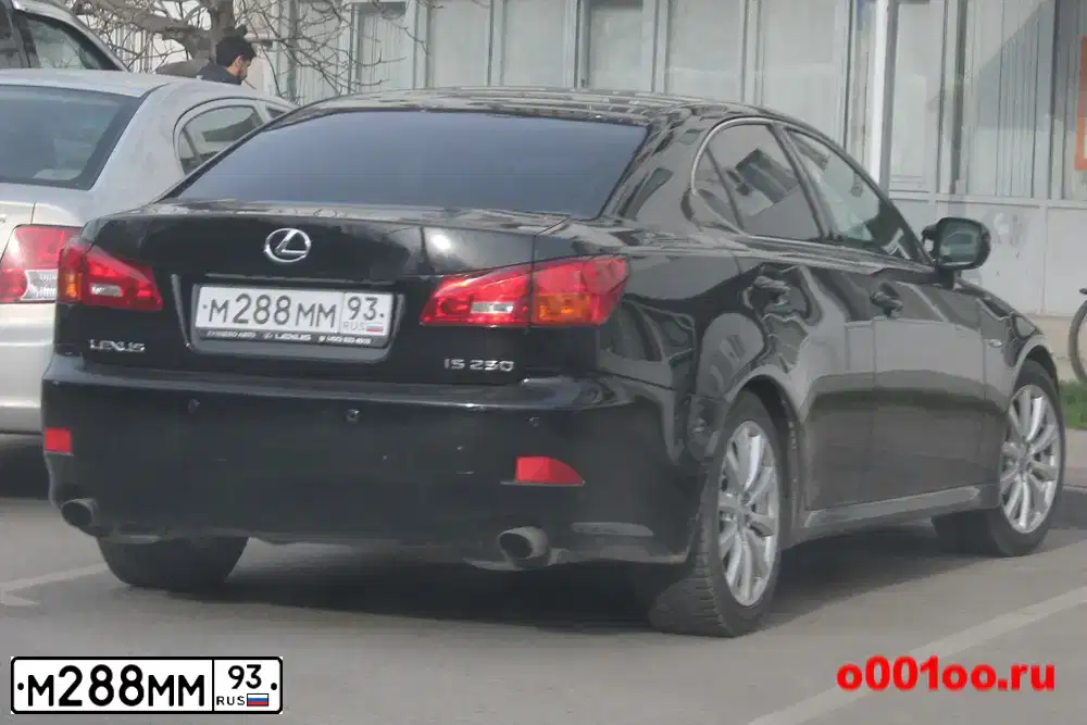 Фото автомобиля LEXUS IS, 2006 — госномер О992ТО40. Цвет: ЧЕРНЫЙ
