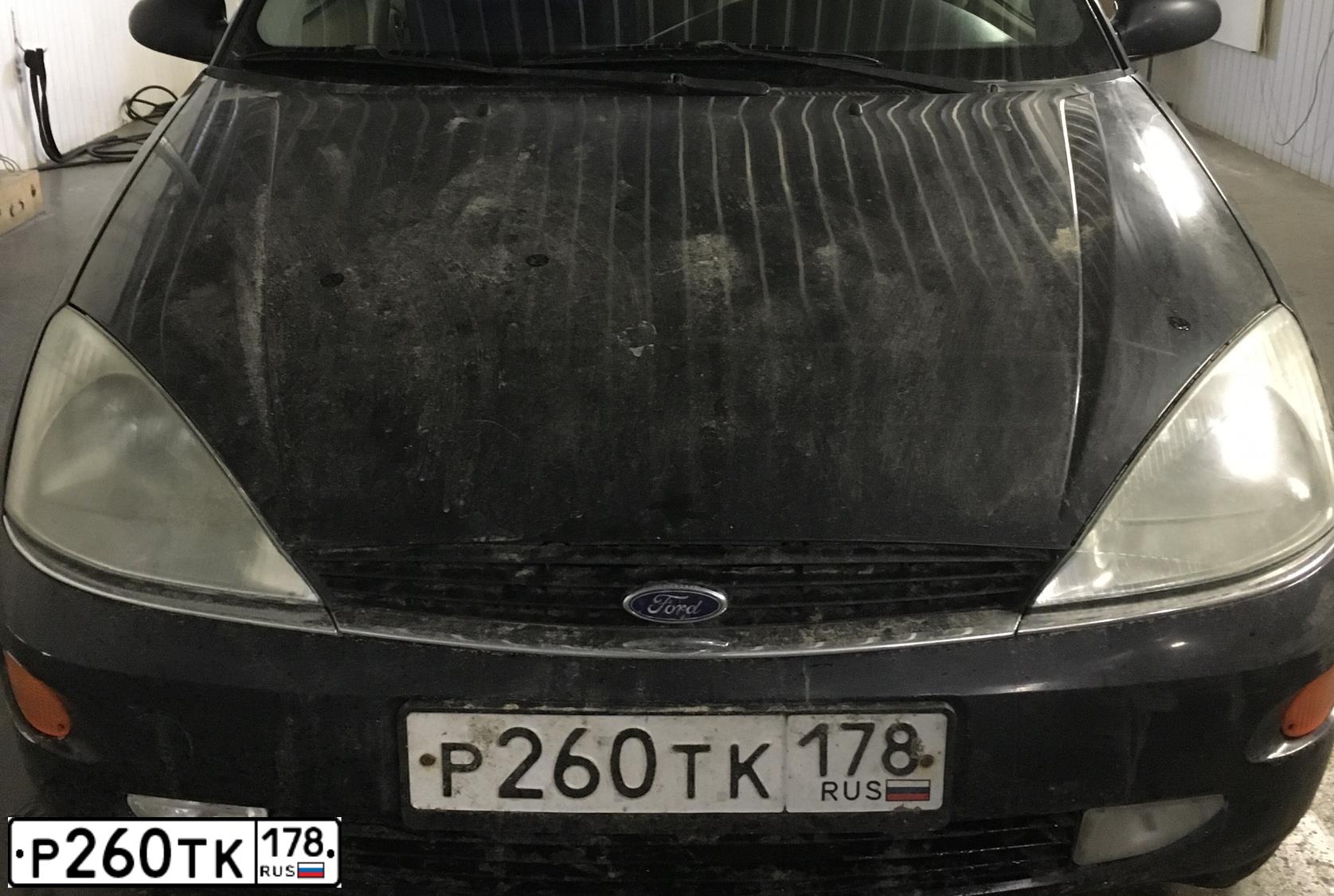 Фото автомобиля FORD FOCUS, 2004 — госномер Р873УМ198. Цвет: ЧЕРНЫЙ