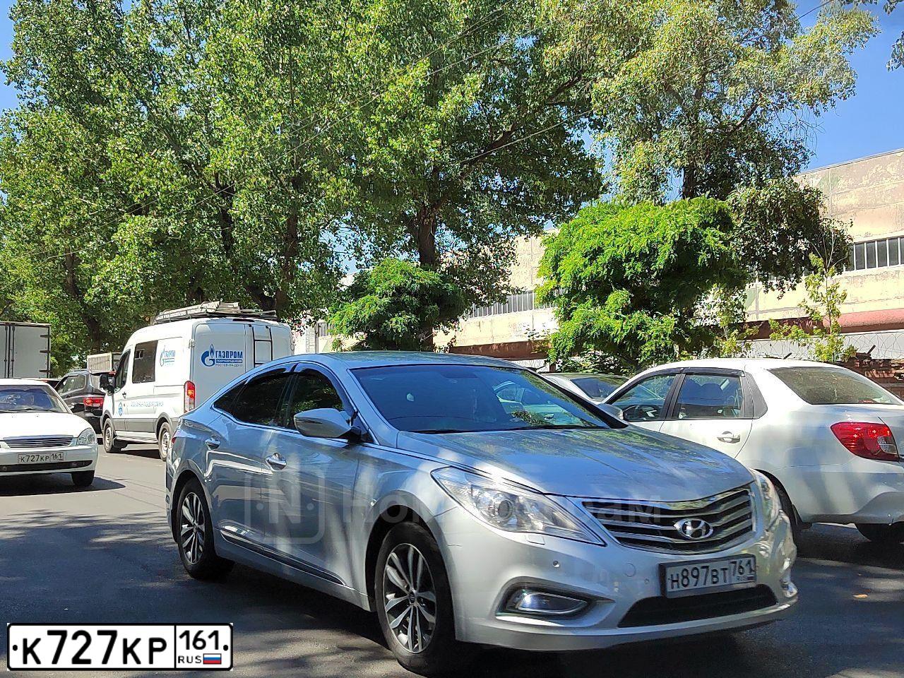 Фото автомобиля LADA 2172 PRIORA, 2010 — госномер К727КР161. Цвет: Белый
