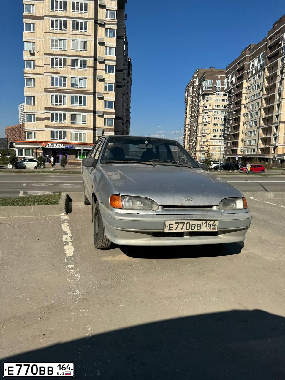 Фото автомобиля LADA 2114 SAMARA, 2007 — госномер Е770ВВ164. Цвет: Светло-серебристый металик
