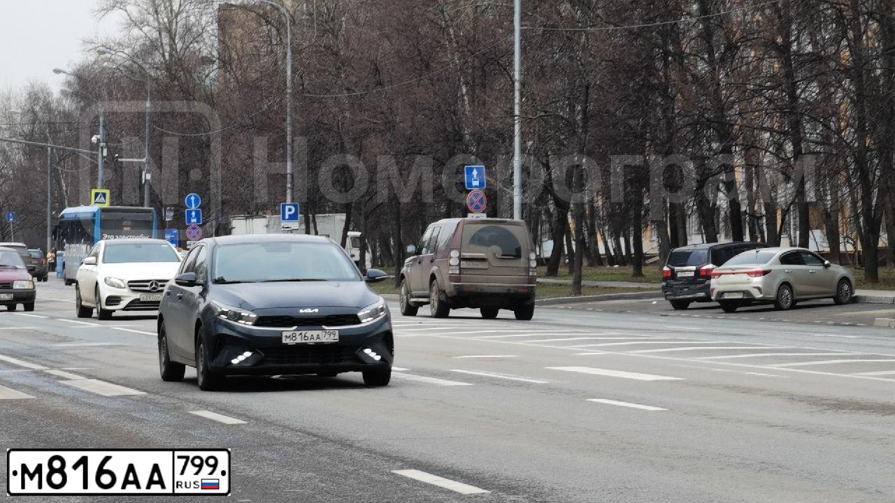 Фото автомобиля KIA CERATO, 2021 — госномер Р202КА32. Цвет: синий