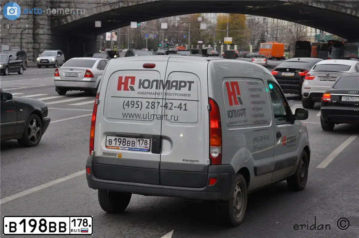 Фото автомобиля RENAULT KANGOO, 2008 — госномер В198ВВ178. Цвет: СЕРЫЙ СВЕТЛЫЙ