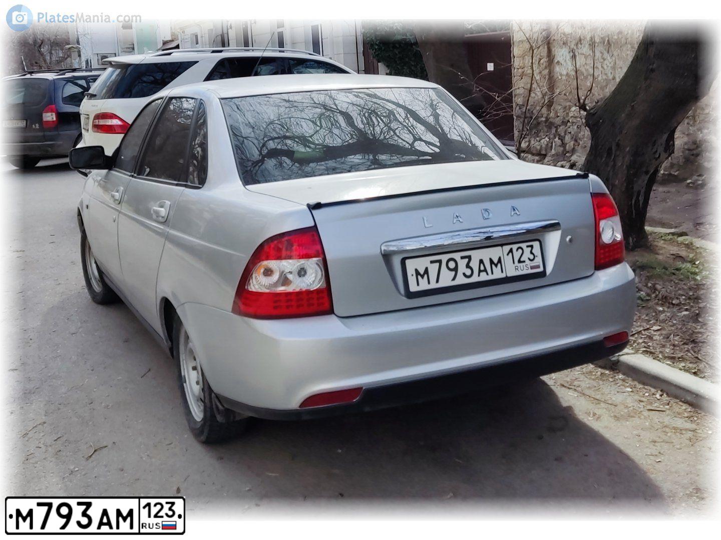Фото автомобиля LADA 2170 PRIORA, 2011 — госномер М514РТ82. Цвет: СВЕТЛО-СЕРЕБРИСТЫЙ МЕТАЛЛ
