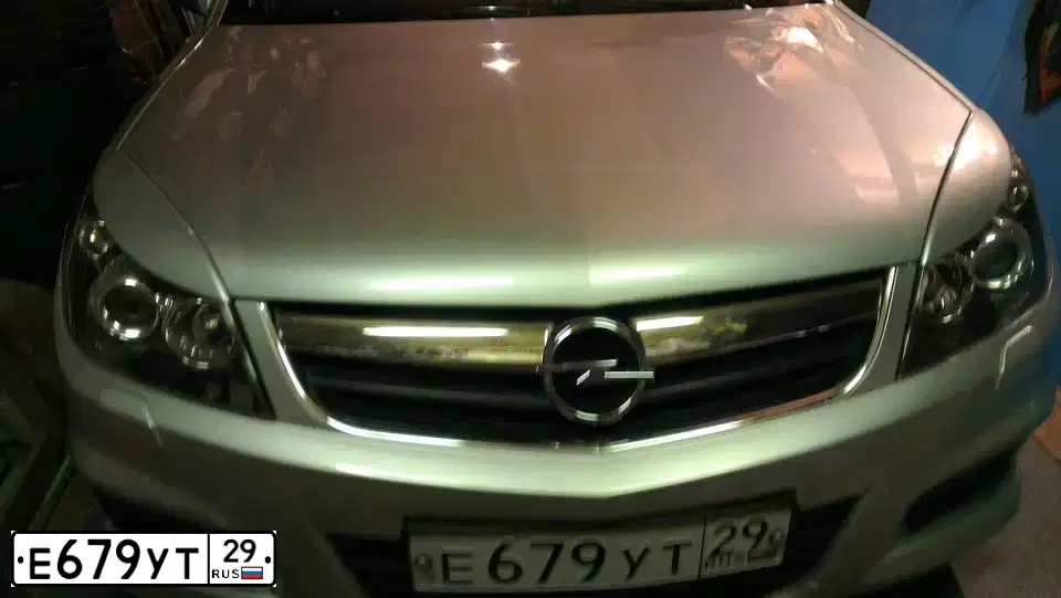Фото автомобиля OPEL VECTRA, 2007 — госномер О552РМ29
