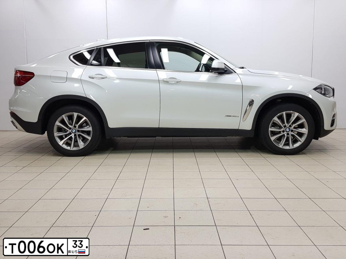 Фото автомобиля CHEVROLET NIVA, 2008 — госномер Т006ОК33. Цвет: СЕРО-КОРИЧНЕВЫЙ МЕТАЛЛИК