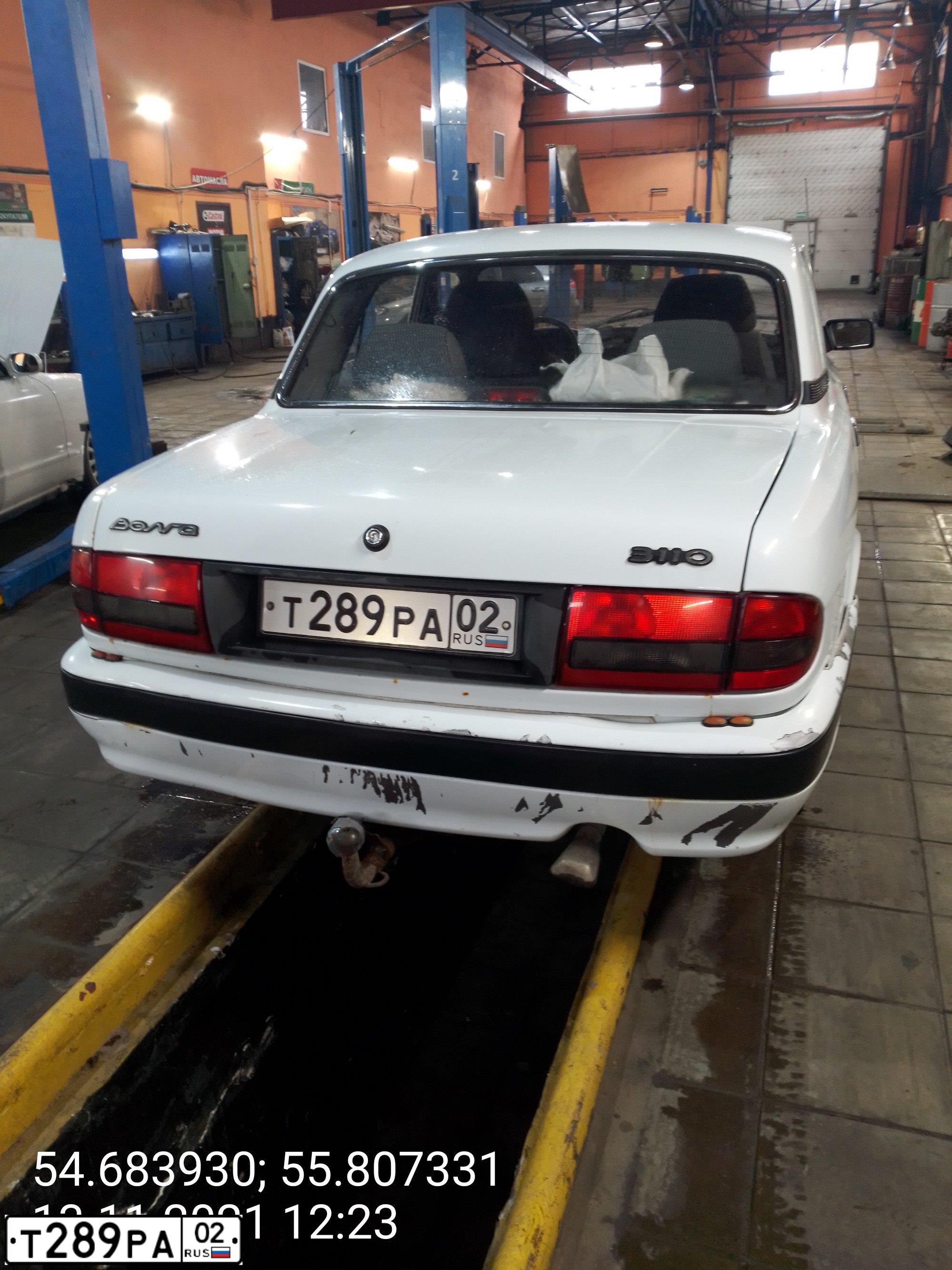 Фото автомобиля GAZ 3110 WOLGA, 2002 — госномер Т289РА02. Цвет: Белый
