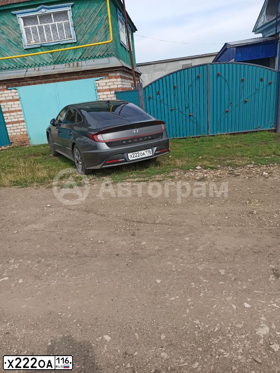 Фото автомобиля LADA VESTA, 2016 — госномер Х222ОА116. Цвет: Коричневый