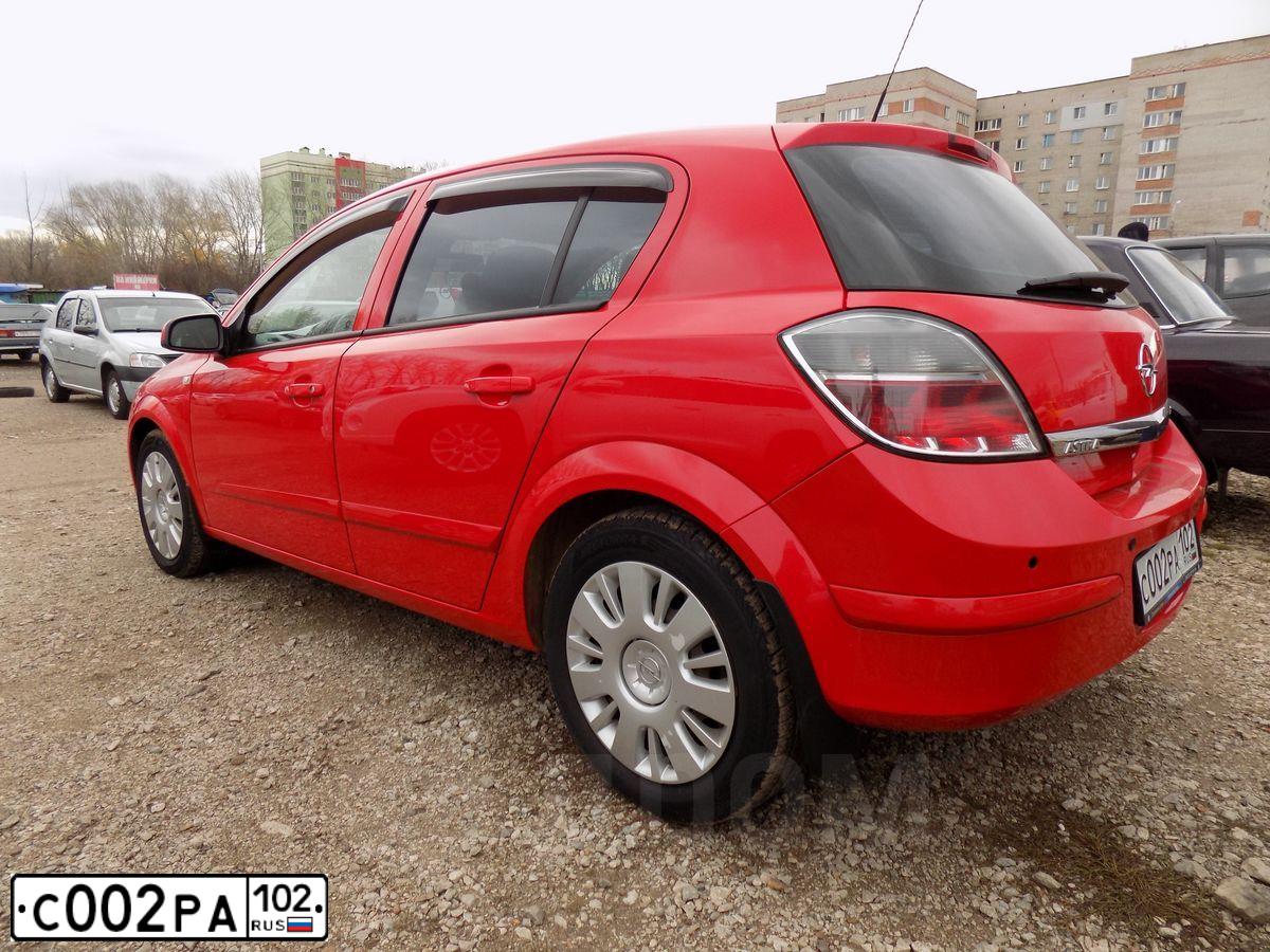 Фото автомобиля VOLKSWAGEN GOLF, 2012 — госномер О002РА102. Цвет: СЕРЫЙ