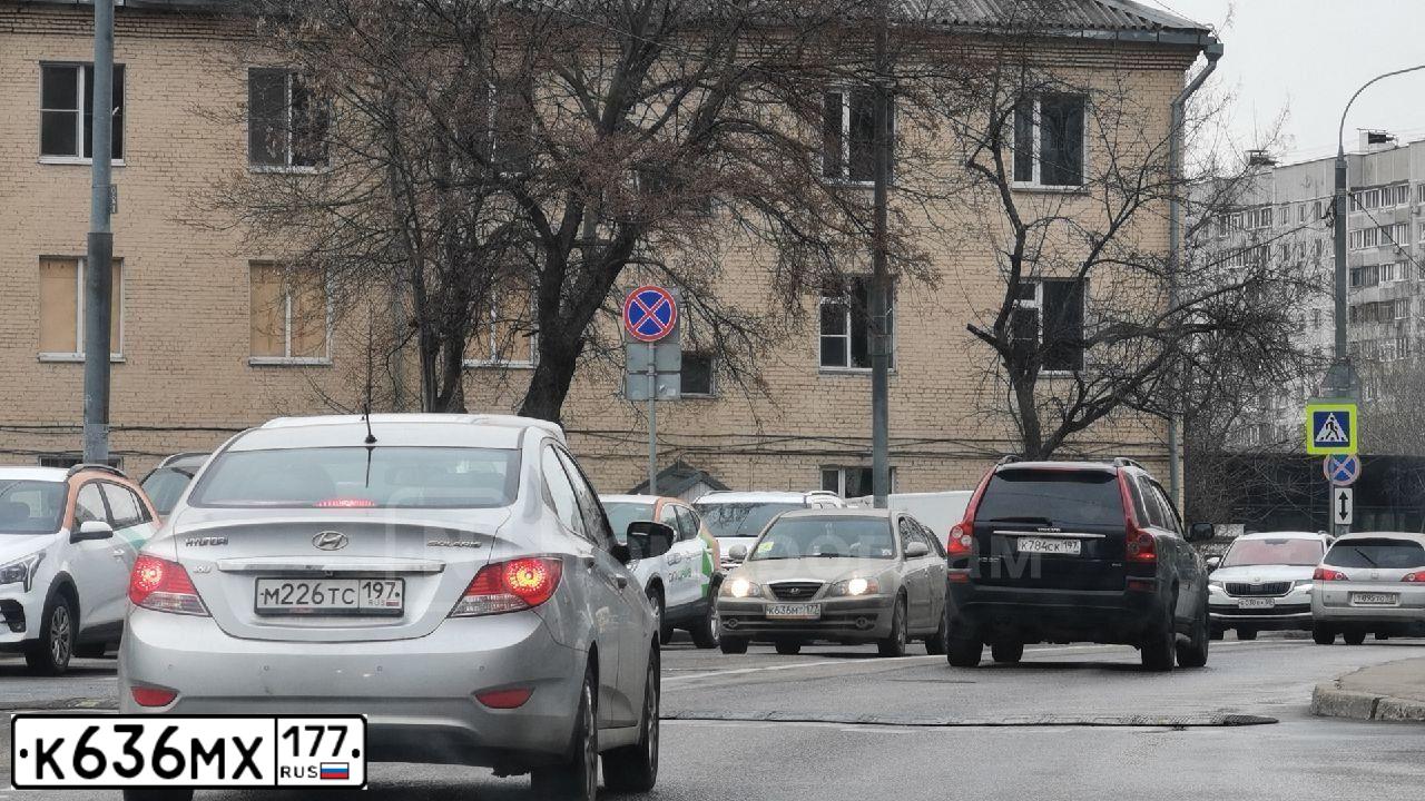 Фото автомобиля VOLKSWAGEN PASSAT, 2006 — госномер Р703ВН40. Цвет: ЧЕРНЫЙ