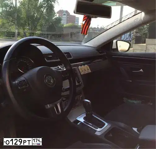 Фото автомобиля VOLKSWAGEN CC, 2012 — госномер О129РТ174. Цвет: БЕЛЫЙ