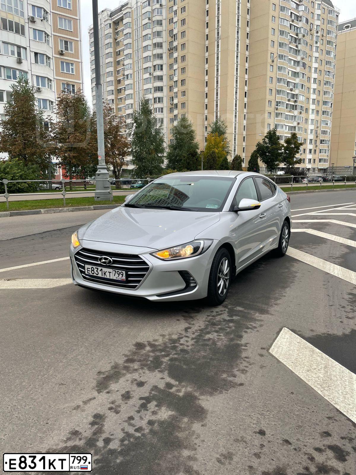 Фото автомобиля HYUNDAI ELANTRA, 2018 — госномер Е831КТ799. Цвет: СЕРЕБРИСТЫЙ