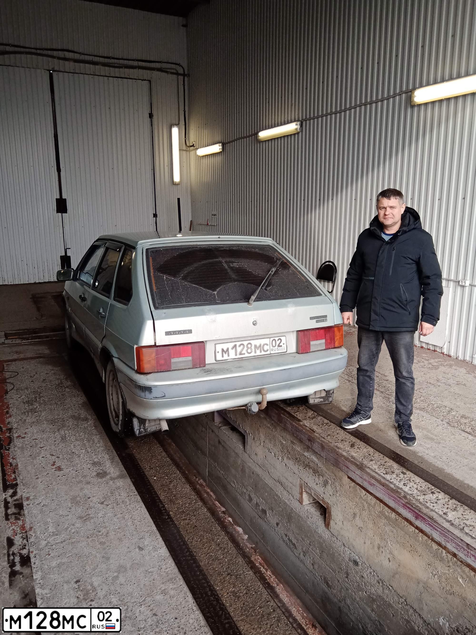 Фото автомобиля LADA 2114, 2002 — госномер К679НК702. Цвет: СЕРЕБР-ЖЕЛТО-ЗЕЛЕНЫЙ