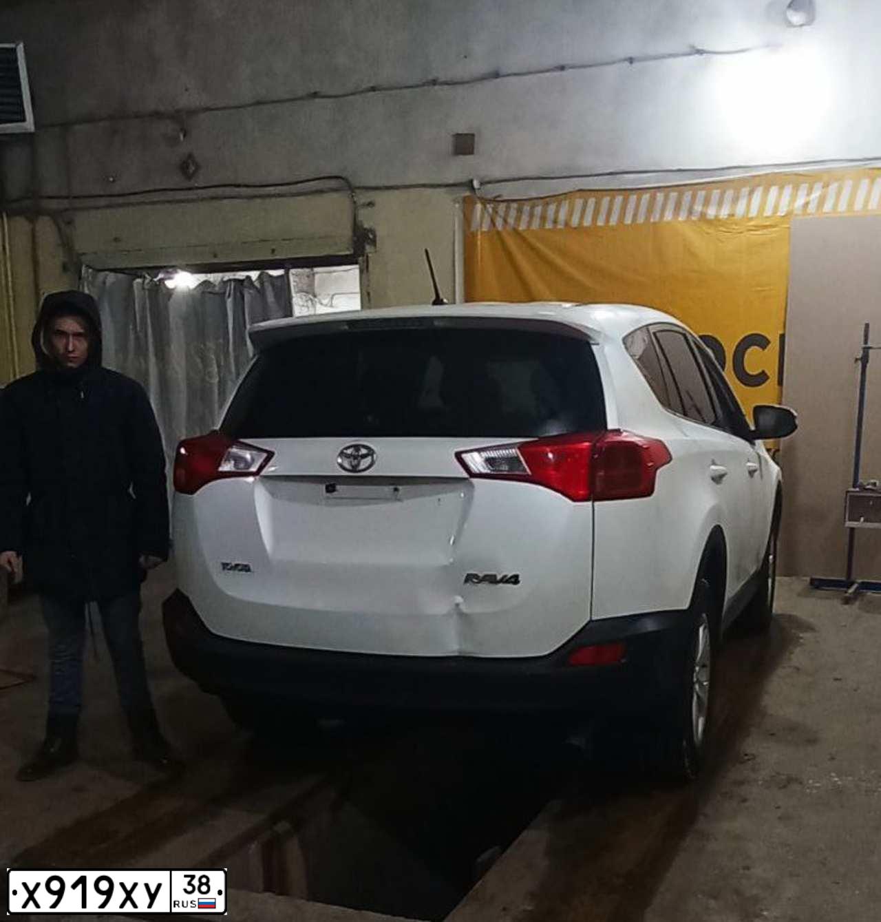 Фото автомобиля SHACMAN SHACMAN SX3256, 2012 — госномер М871ТТ124