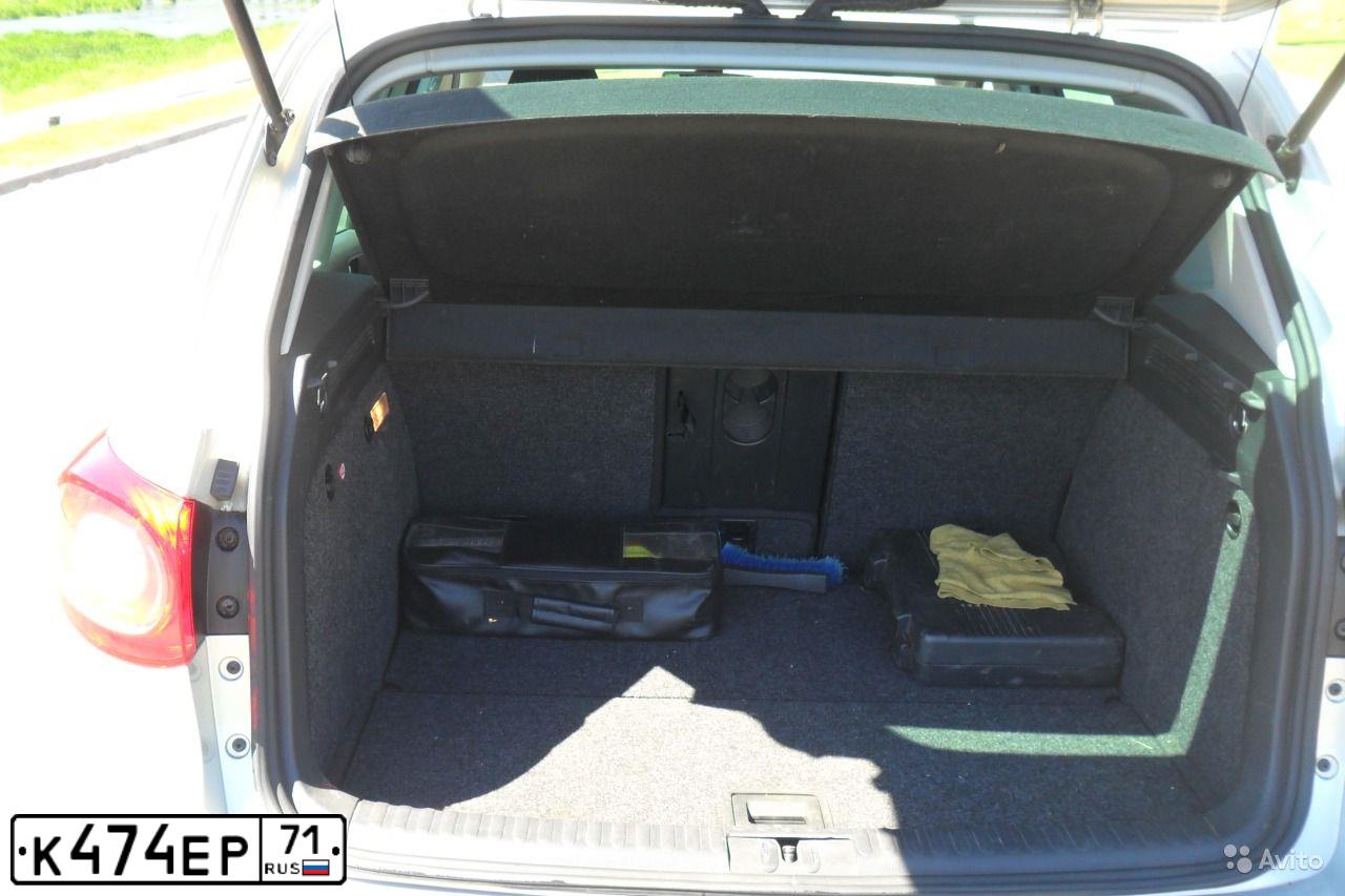 Фото автомобиля VOLKSWAGEN TIGUAN, 2009 — госномер К474ЕР71. Цвет: СЕРЕБРИСТО-ЖЕЛТЫЙ