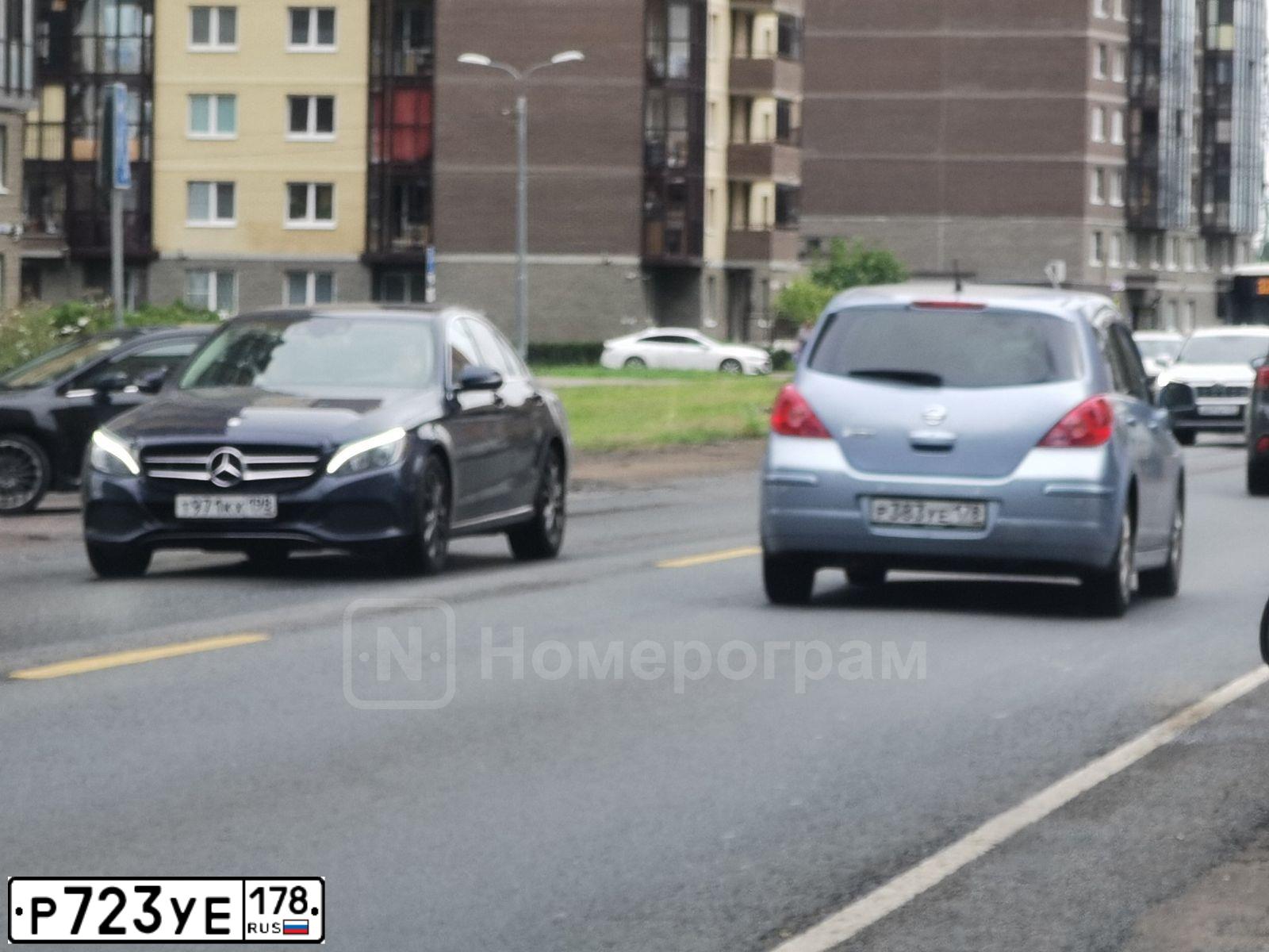 Фото автомобиля NISSAN X-TRAIL, 2014 — госномер Р723УЕ178. Цвет: СЕРЕБРИСТЫЙ