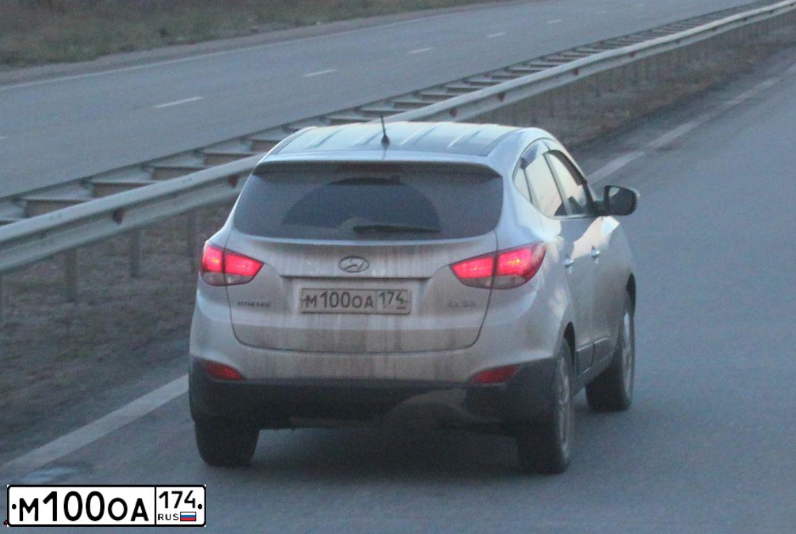 Фото автомобиля HYUNDAI SOLARIS, 2011 — госномер Н679КС196. Цвет: ЧЕРНО-СЕРЫЙ