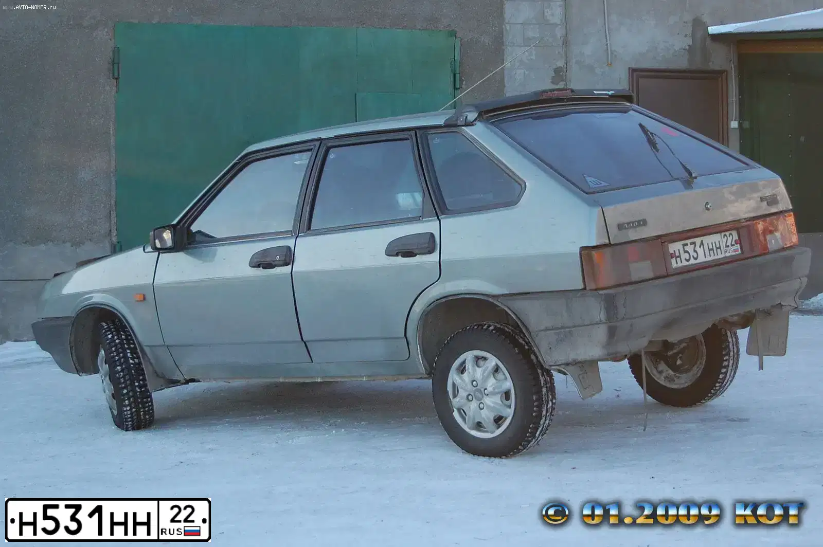 Фото автомобиля LADA 2109 SAMARA, 1993 — госномер К666КВ22. Цвет: СЕРО-ЗЕЛЕНЫЙ