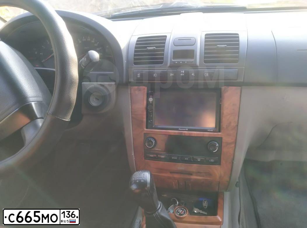 Фото автомобиля SSANGYONG REXTON, 2003 — госномер С665МО136. Цвет: СВЕТЛО-СЕРЫЙ