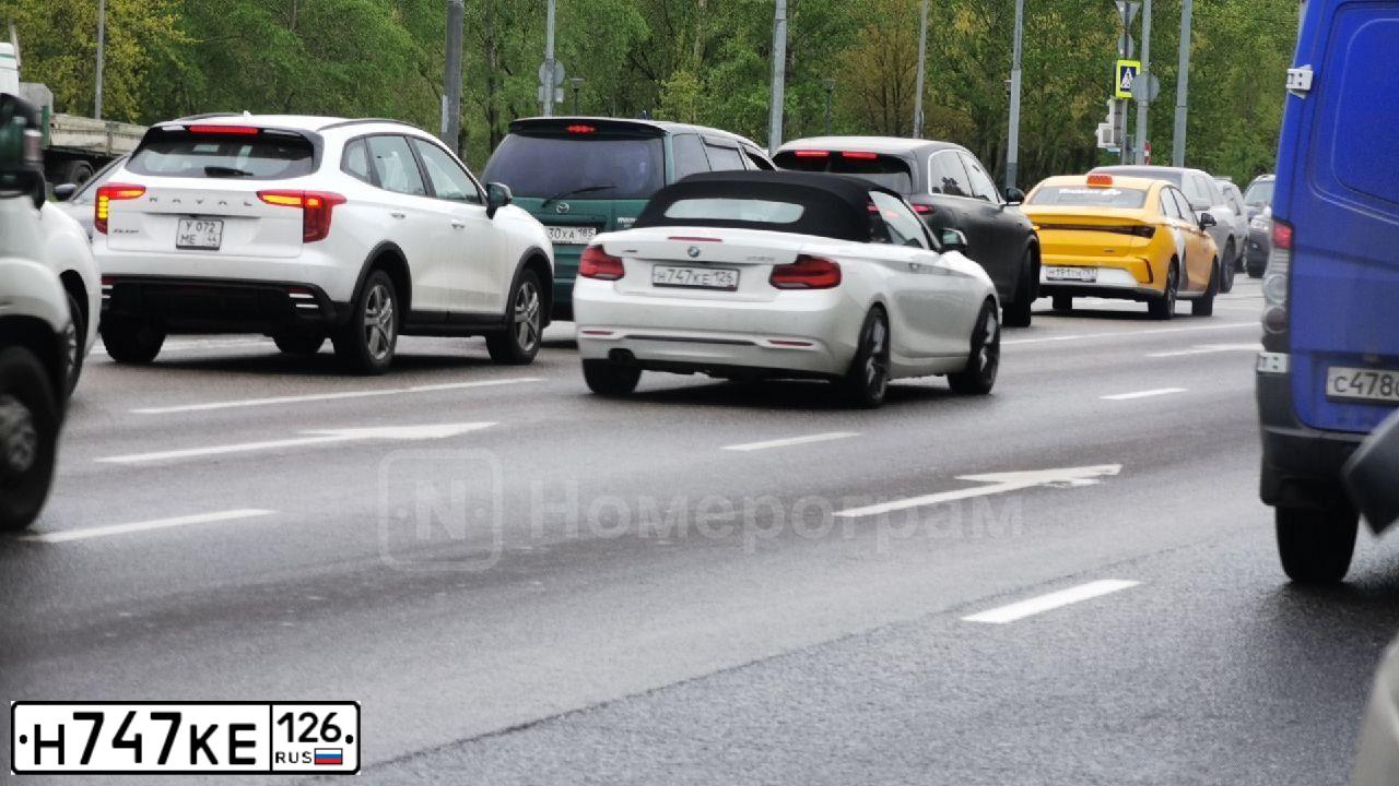 Фото автомобиля BMW 230I, 2020 — госномер Н747КЕ126. Цвет: Белый