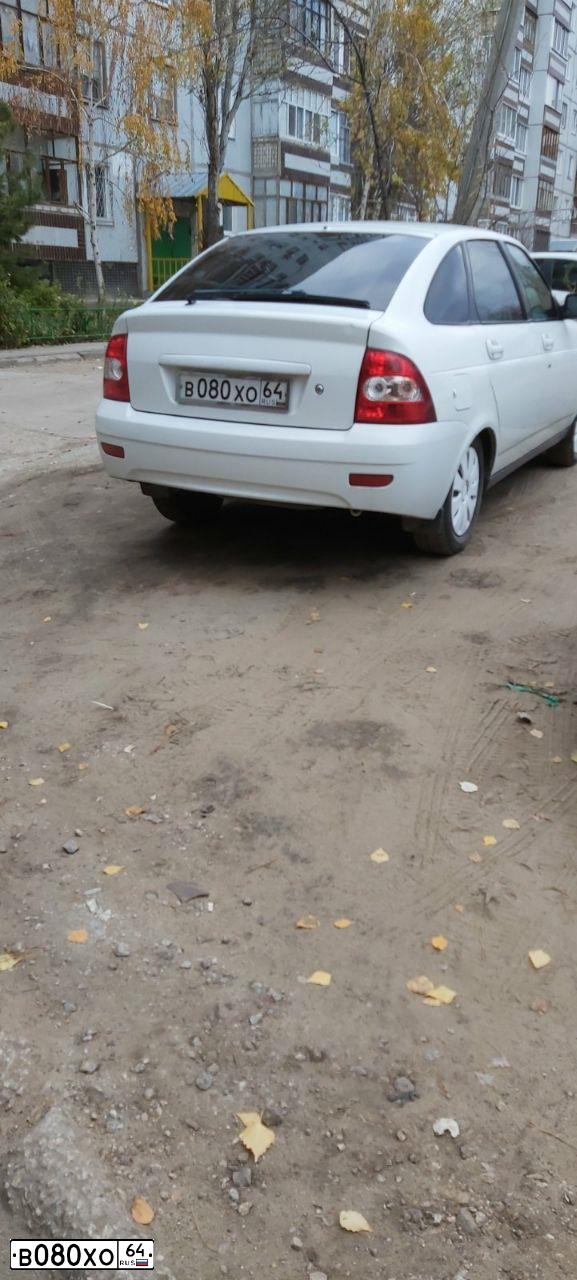 Фото автомобиля LADA 2172 PRIORA, 2010 — госномер Р798НЕ193. Цвет: Белый