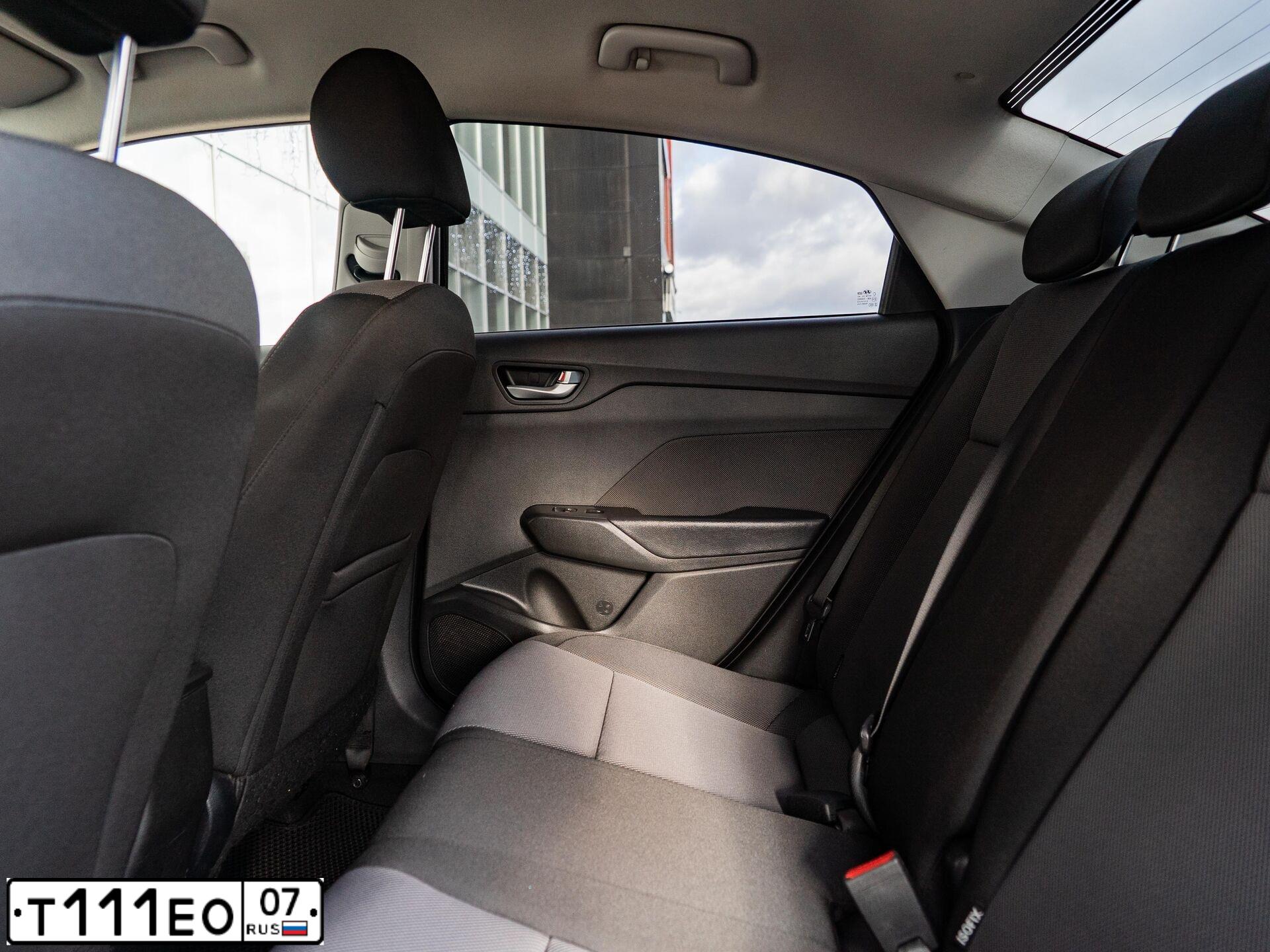 Фото автомобиля LADA 2109 SAMARA, 2003 — госномер Т111ЕО07. Цвет: ЧЕРНЫЙ