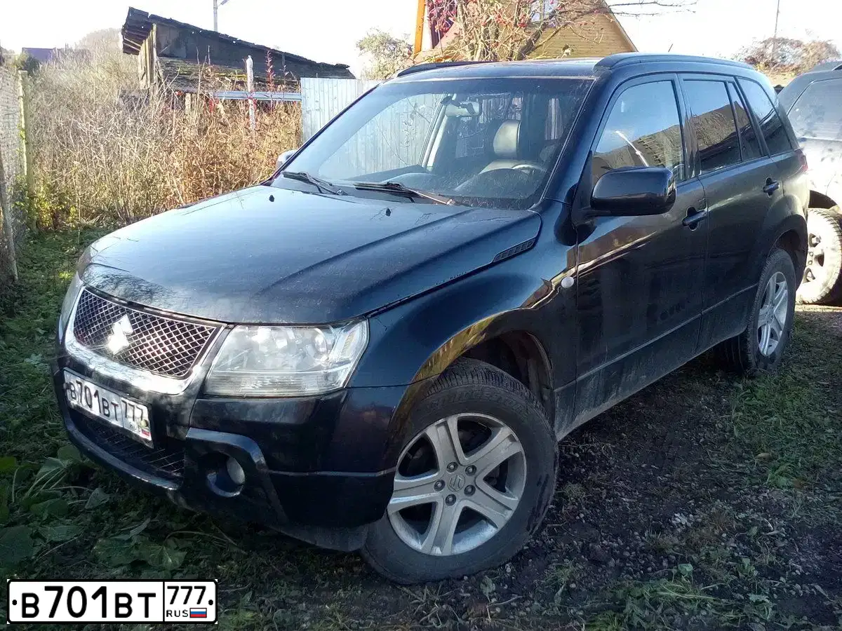 Фото автомобиля SUZUKI /GRAND/ VITARA, 2008 — госномер В701ВТ777. Цвет: ЧЕРНЫЙ