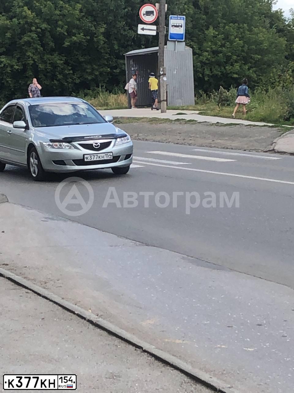 Фото автомобиля MAZDA 6, 2004 — госномер К377КН154. Цвет: Серебристый