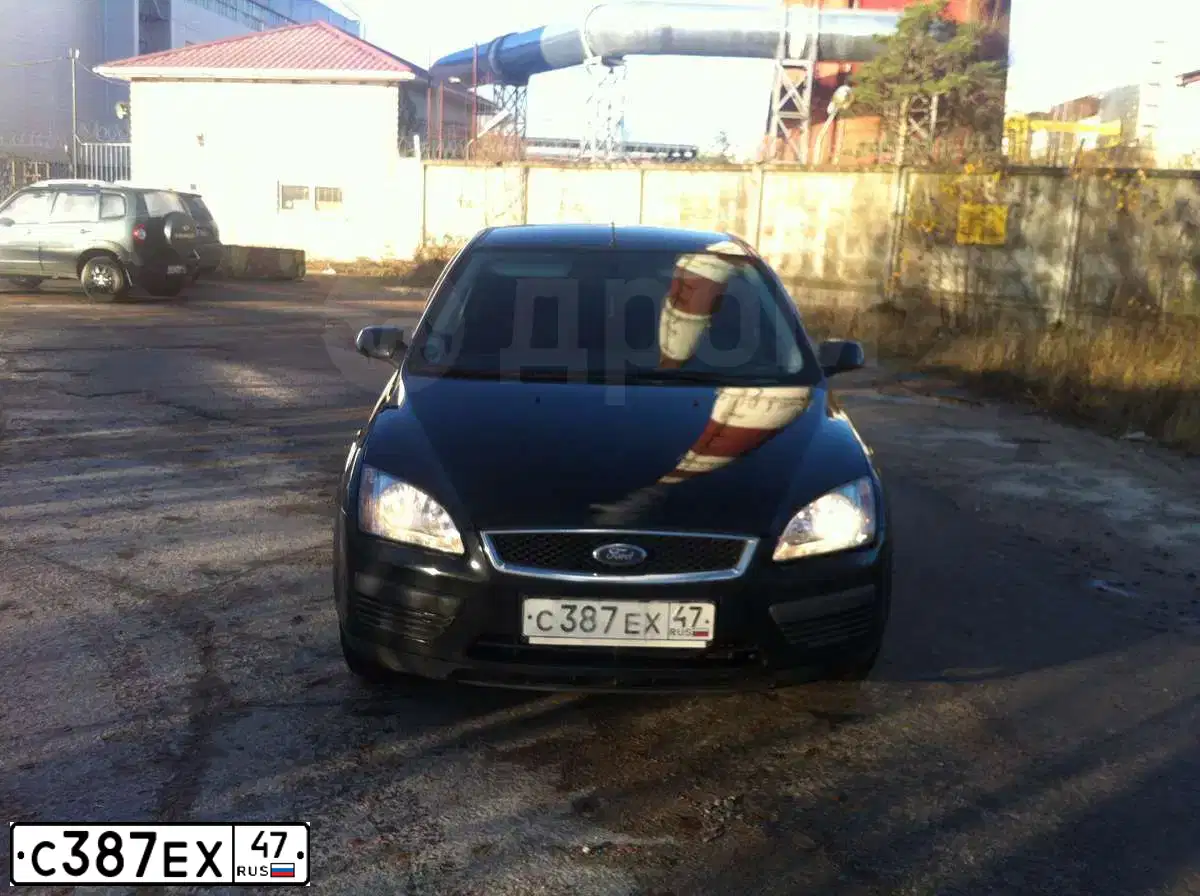 Фото автомобиля FORD FOCUS, 2007 — госномер Е380НН126. Цвет: ЧЕРНЫЙ