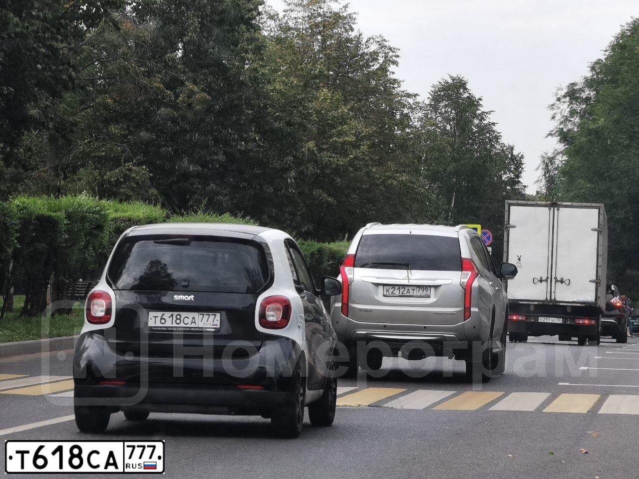 Фото автомобиля SMART FORTWO, 2016 — госномер Т618СА777. Цвет: ЧЕРНЫЙ