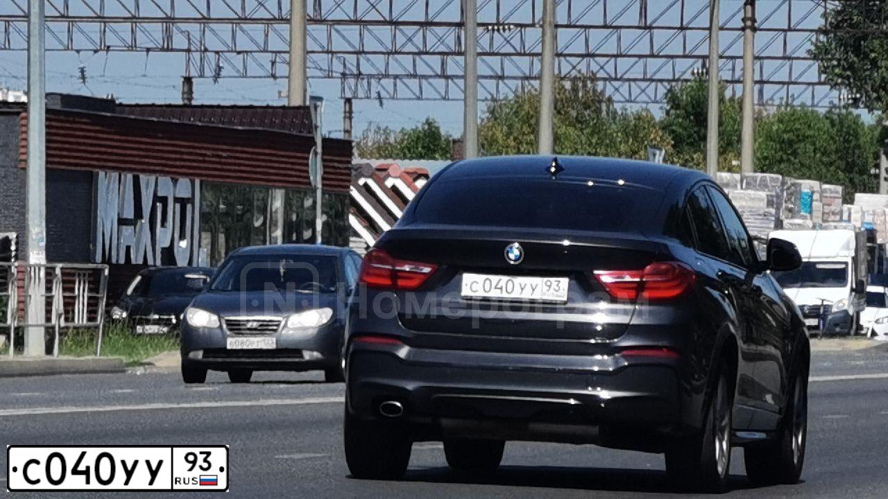 Фото автомобиля BMW X4, 2018 — госномер С040УУ93. Цвет: ТЕМНО-СЕРЫЙ