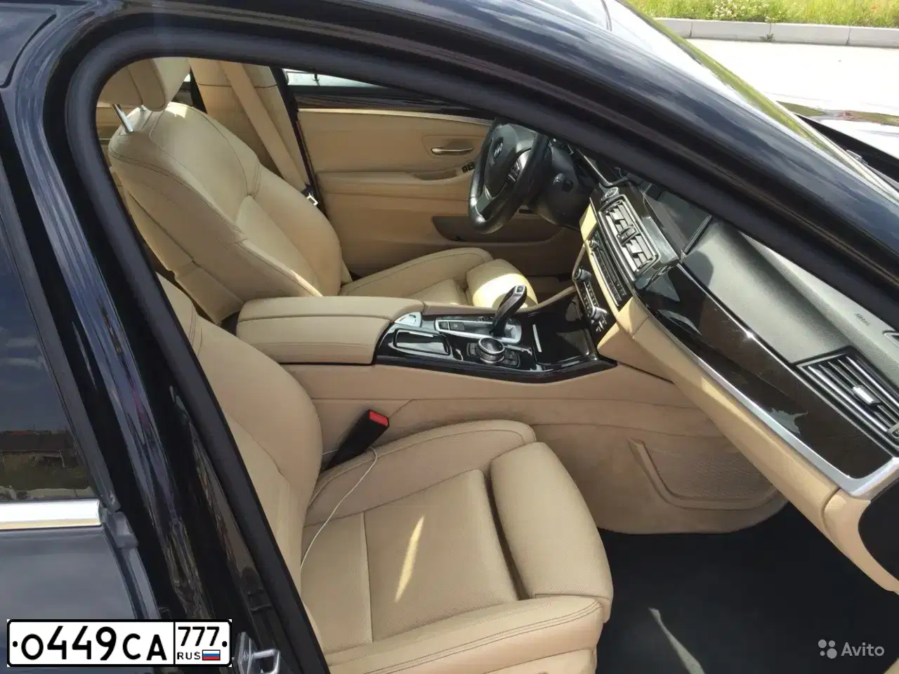 Фото автомобиля BMW 530, 2014 — госномер М428СУ82