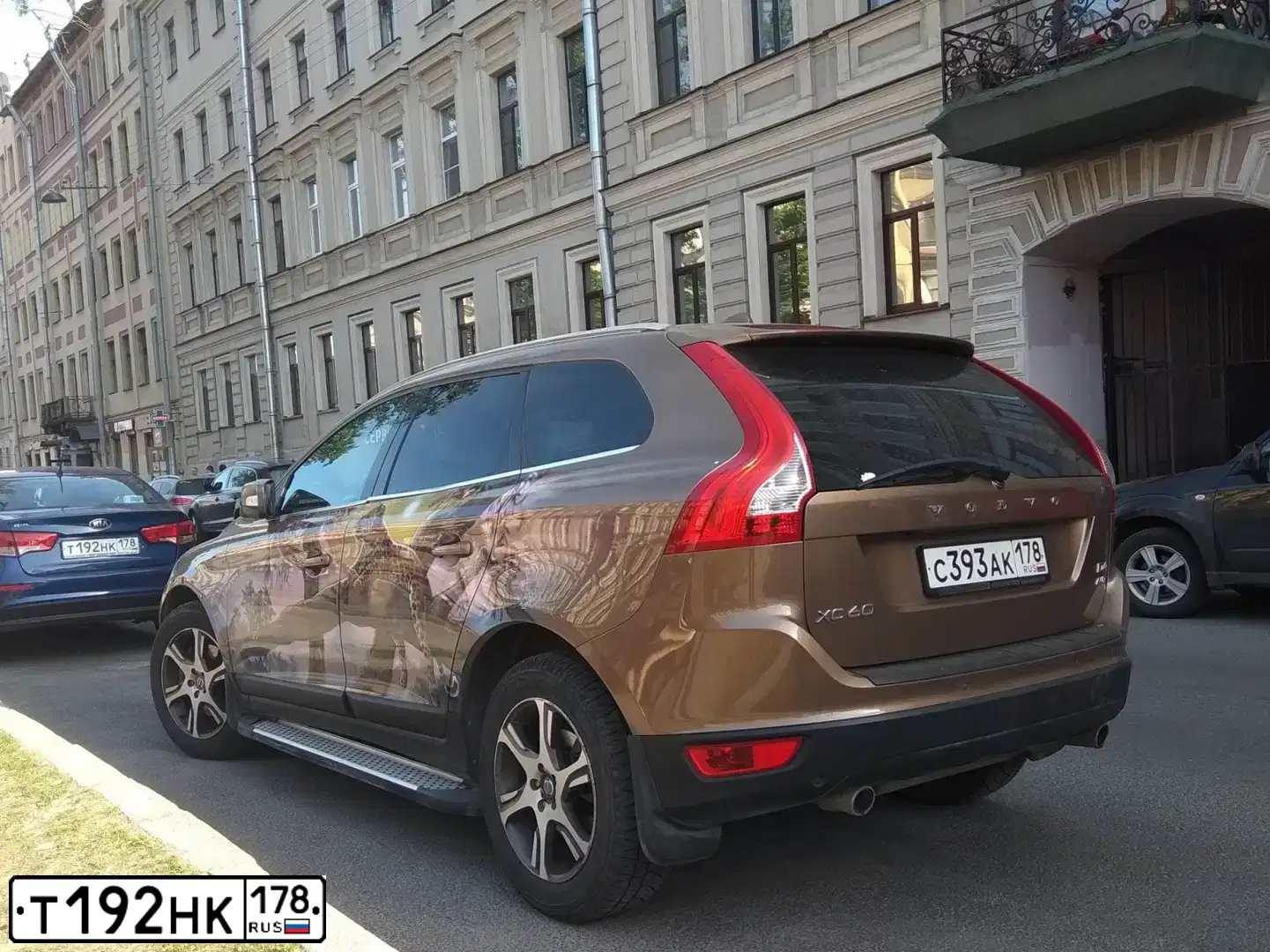 Фото автомобиля KIA RIO, 2015 — госномер Х737ВХ76