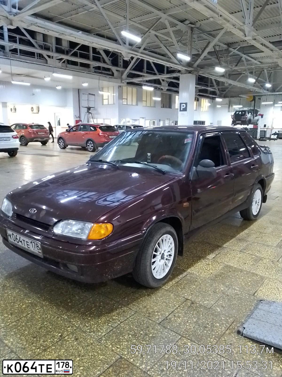 Фото автомобиля LADA 2115 SAMARA, 2011 — госномер К064ТЕ178. Цвет: ТЕМНО-ВИШНЕВЫЙ