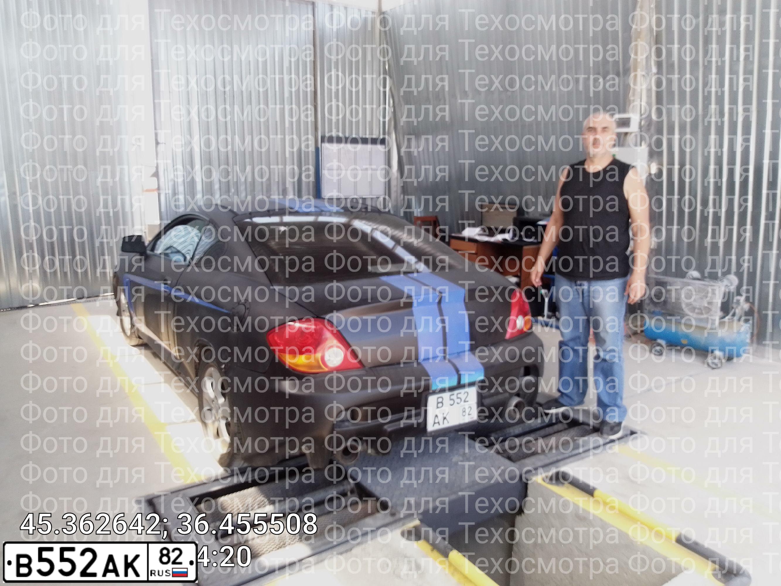 Фото автомобиля HYUNDAI TIBURON, 2002 — госномер В552АК82. Цвет: ЧЕРНЫЙ