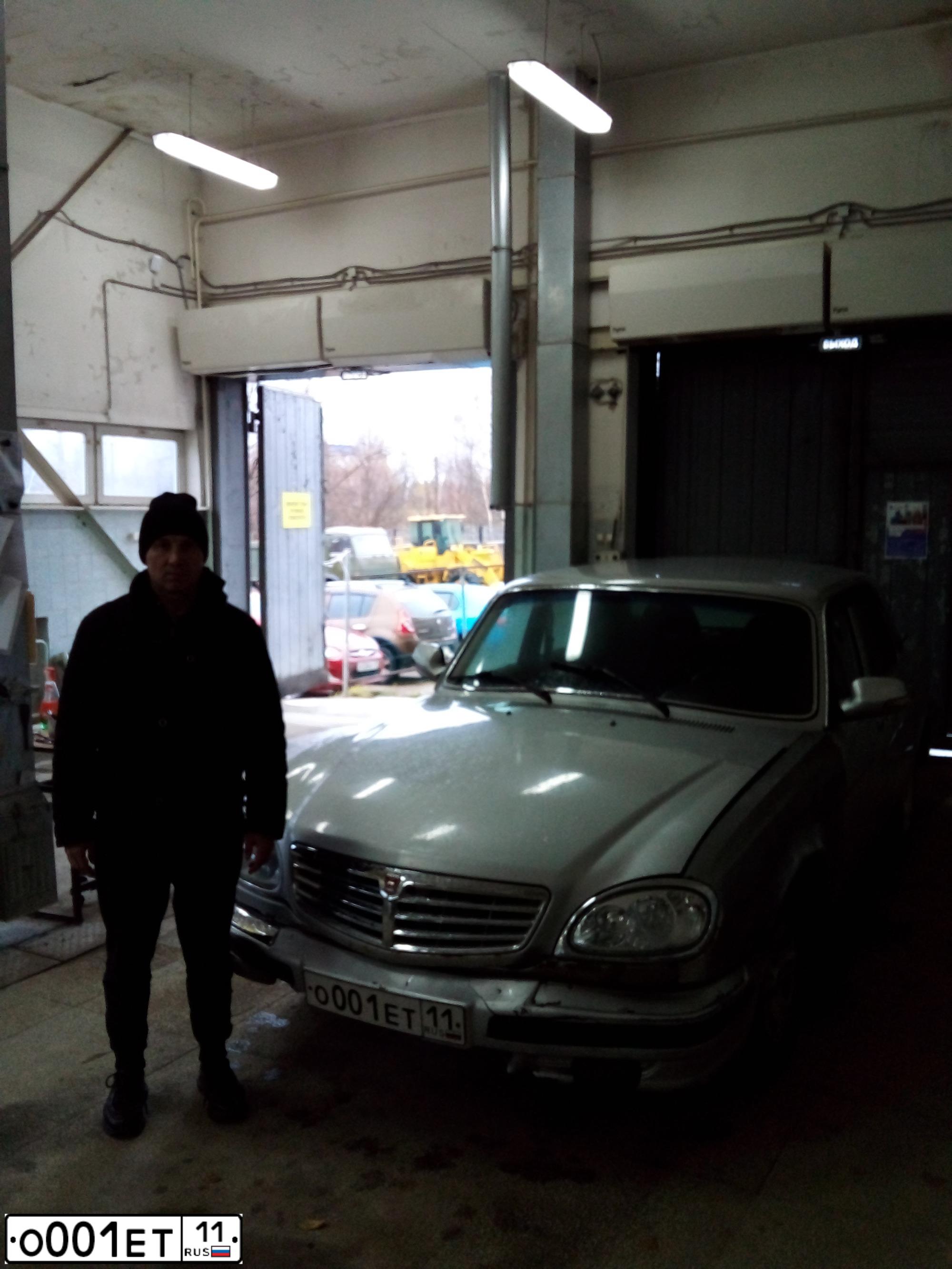 Фото автомобиля GAZ 3110 WOLGA, 2006 — госномер О001ЕТ11. Цвет: БУРАН