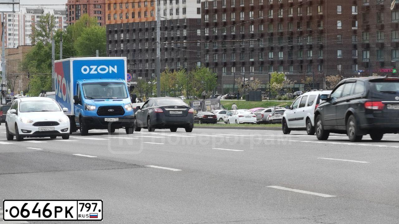Фото автомобиля BMW X5, 2019 — госномер Р987ВТ29. Цвет: Белый