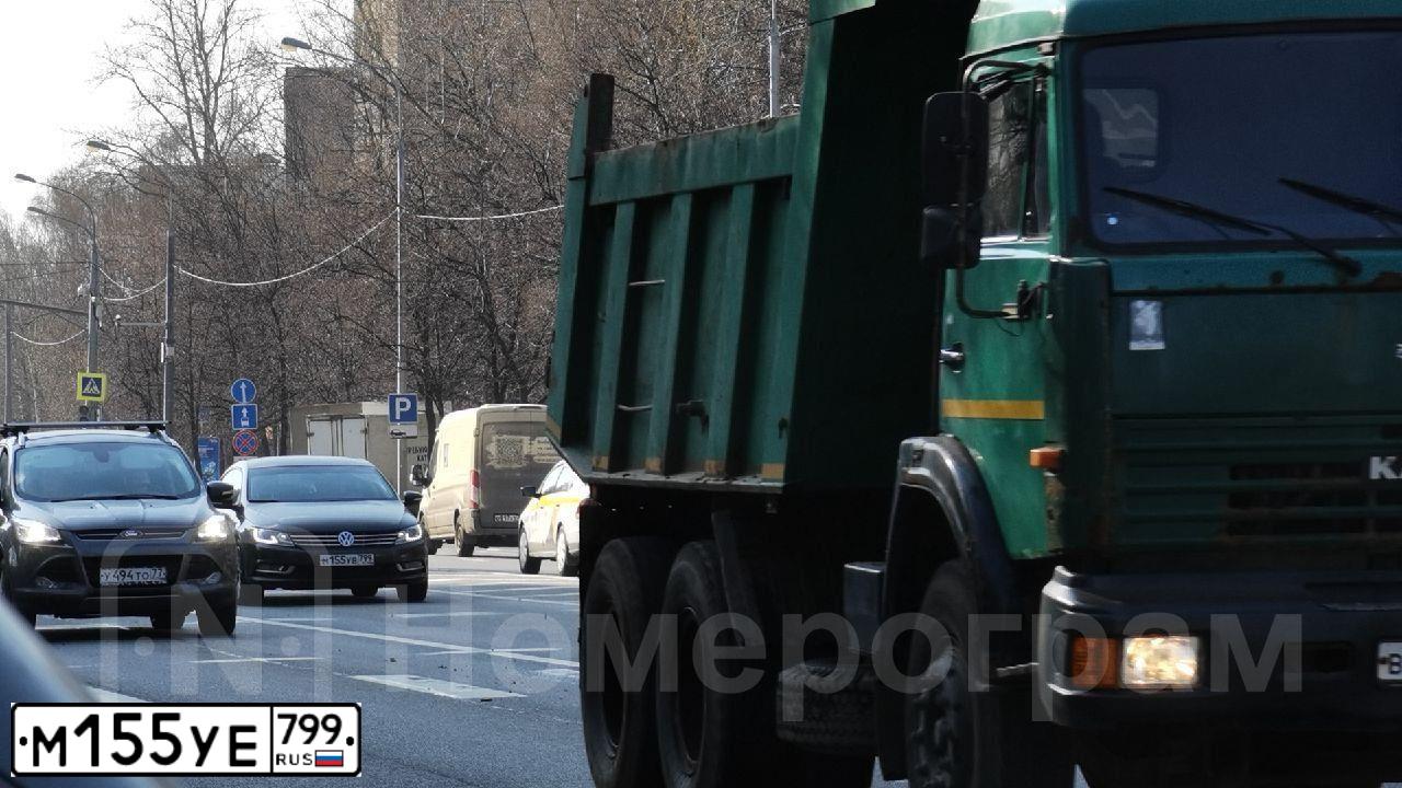 Фото автомобиля BMW 520D XDRIVE, 2020 — госномер М155УЕ799. Цвет: ЧЕРНЫЙ